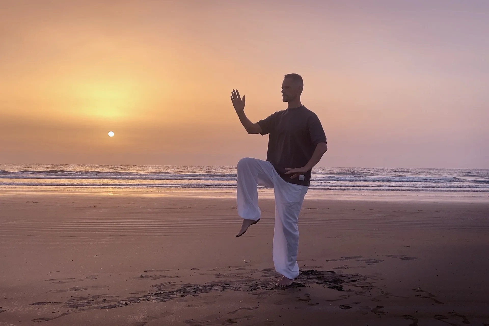 20 Minuten Tai Chi voor Balans — de Gouden Haan voor Beginners
